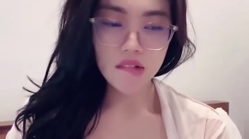 Marsha Cantik Jepit Dildo Nenen HOT51